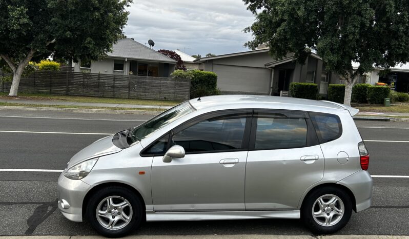 HONDA JAZZ 2006 SILVER full