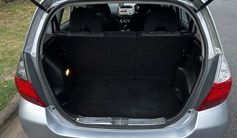 HONDA JAZZ 2006 SILVER full