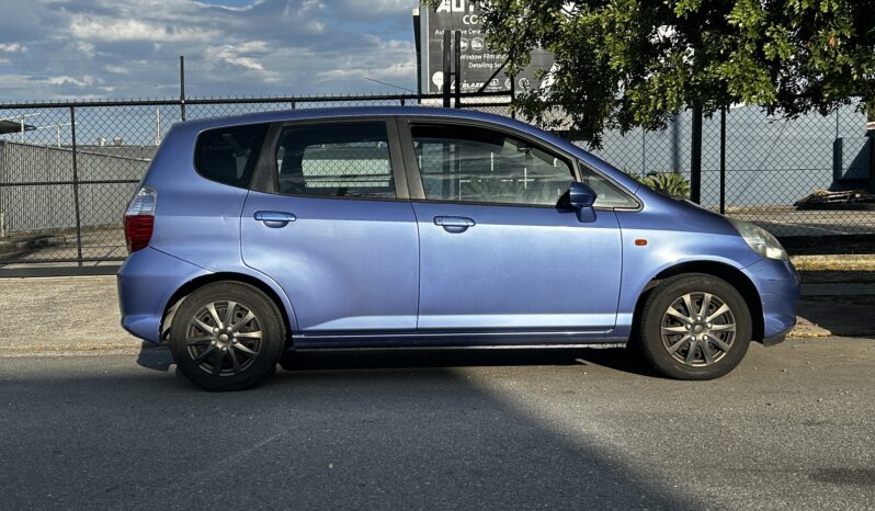 light blue honda 2007 LIKE NEW full