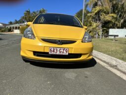 YELLOW HONDA JAZZ 2007 LIKE NEW full