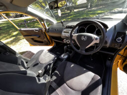 YELLOW HONDA JAZZ 2007 LIKE NEW full