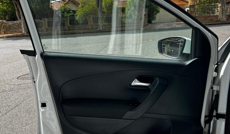Polo 66TSI Trendline 6R Auto MY15 full