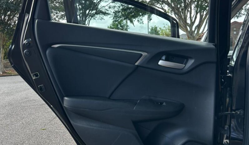 Honda Jazz VTi-L Auto full