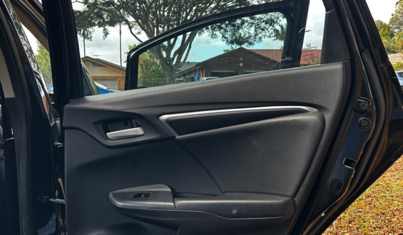Honda Jazz VTi-L Auto full